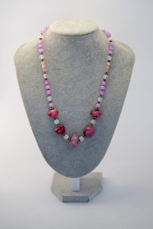 Collar rosado y lila