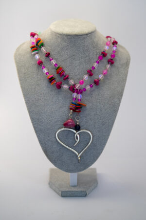 Collar corbata fucsia