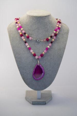 Collar ágata fucsia