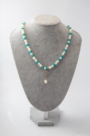 Collar perla celeste