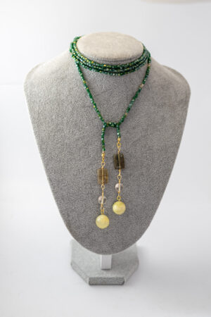 Collar corbata mini cristales verde