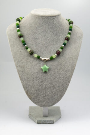 Collar estrella jade