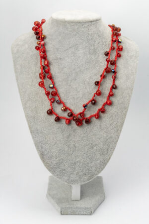 Collar corbatín tejido rojo