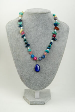 Collar mix de piedras y lapislázuli