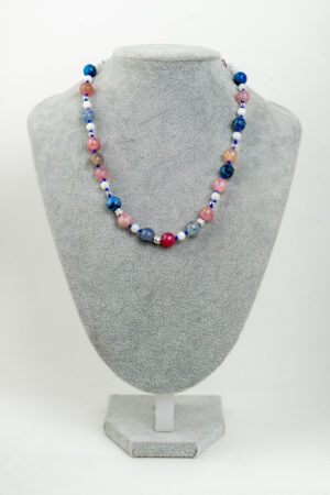 Collar mix de ágatas y nácar